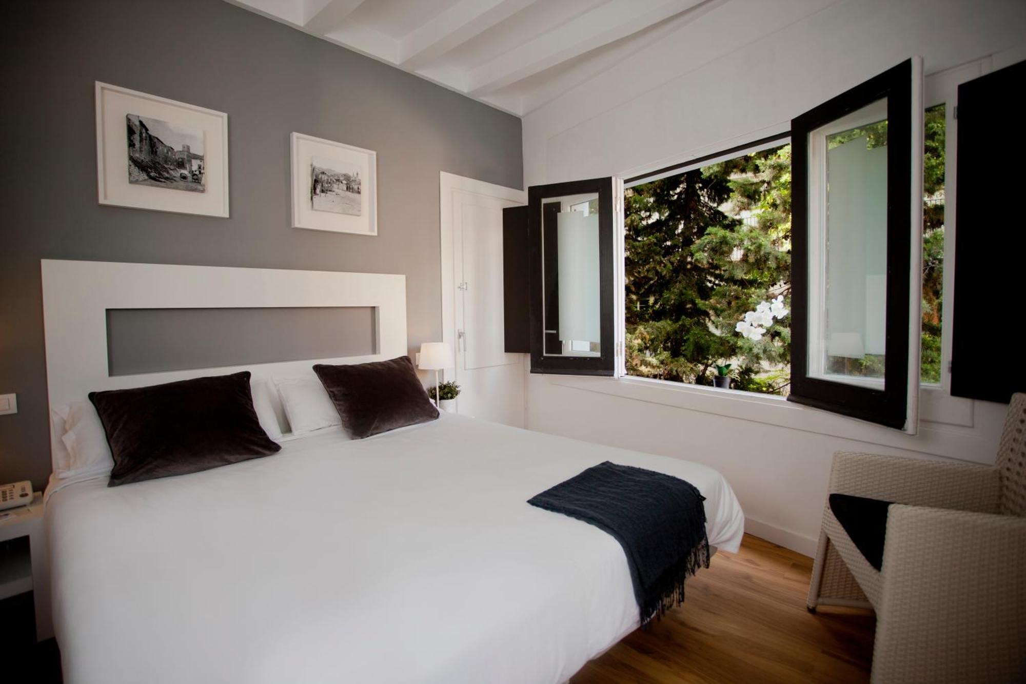 Chill Bar&rooms Sitges