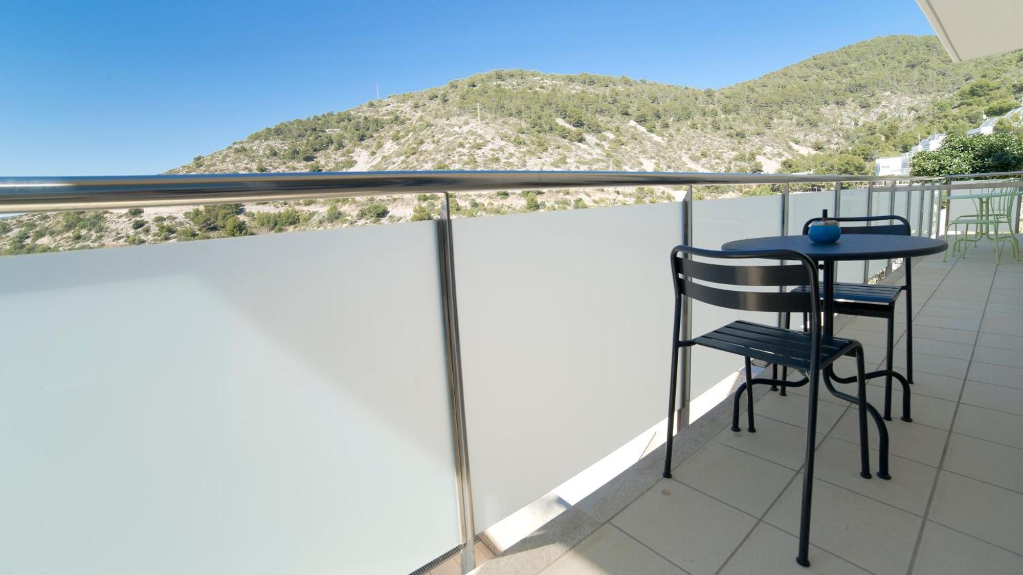 Apartamento Tranquil Duplex In Sitges, Barcelona,sea Views, Parking, Terrace *