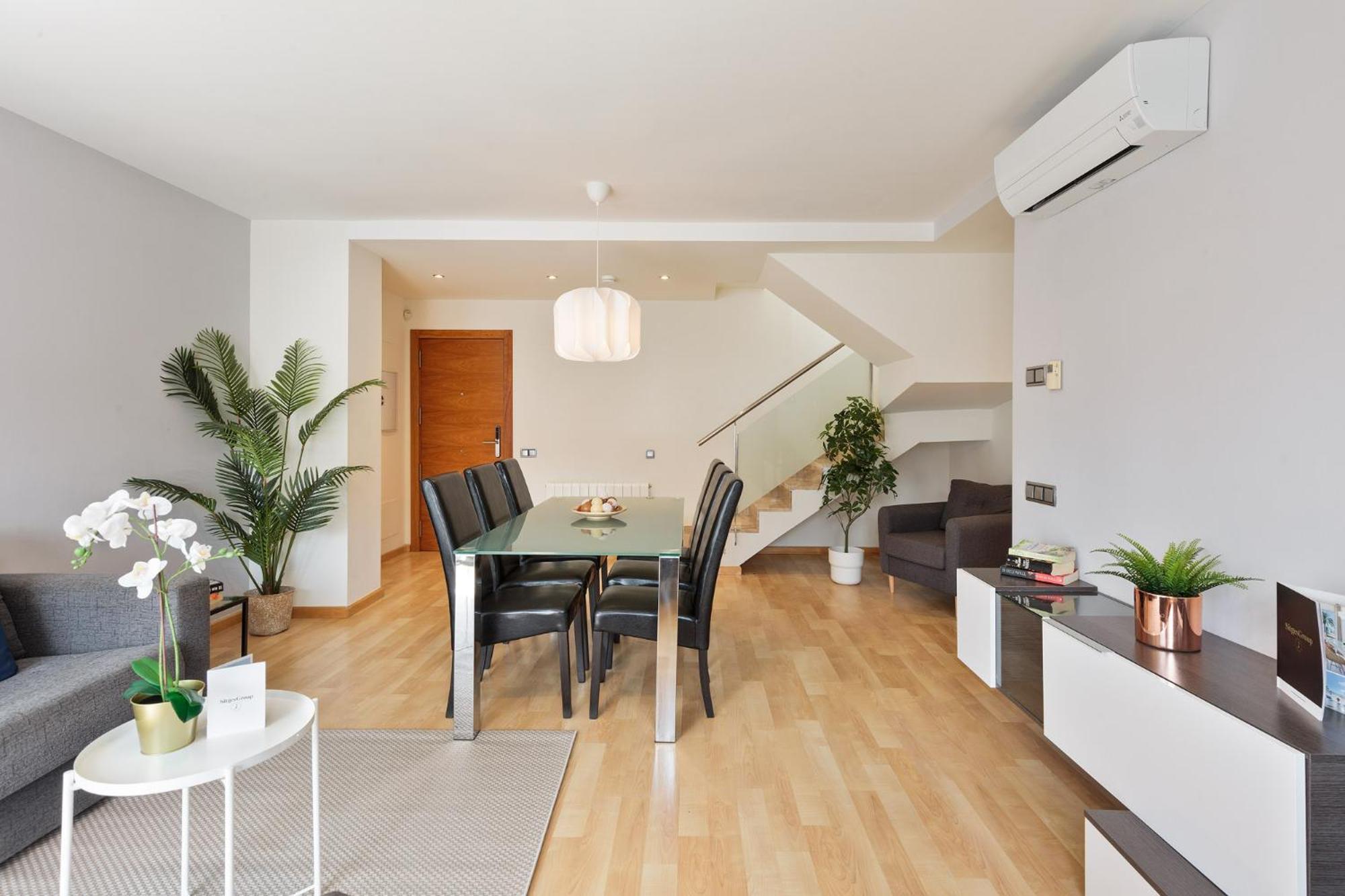 Lucas House By Group * Sitges
