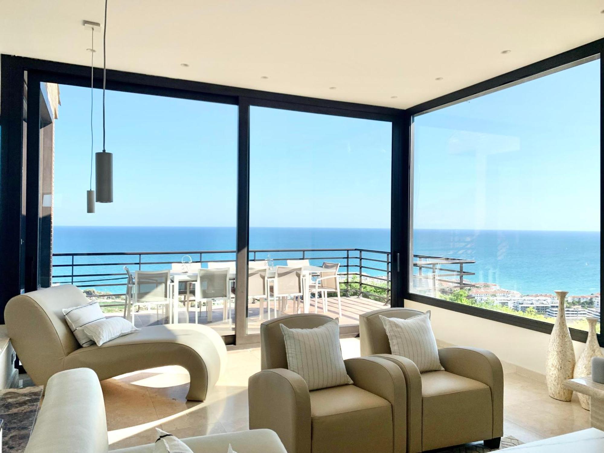 Spaces Sea View Villa- 6 Bedrooms, 5 Bathrooms, 2 Private Pools, Near Center