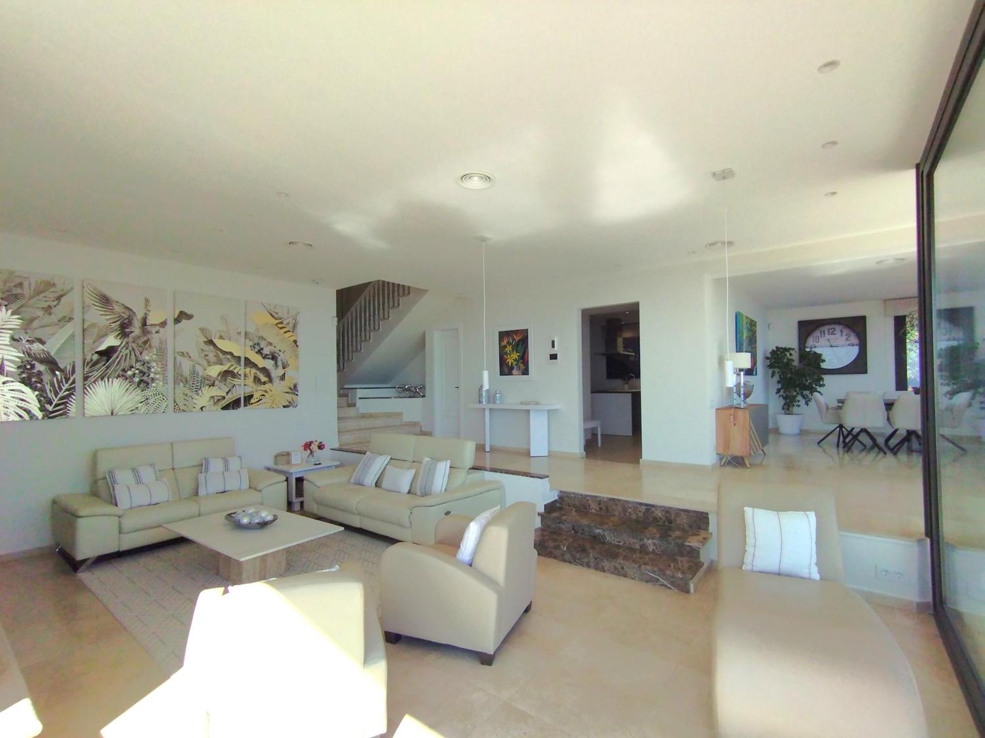 Pousada Spaces Sea View Villa- 6 Bedrooms, 5 Bathrooms, 2 Private Pools, Near Center Sitges