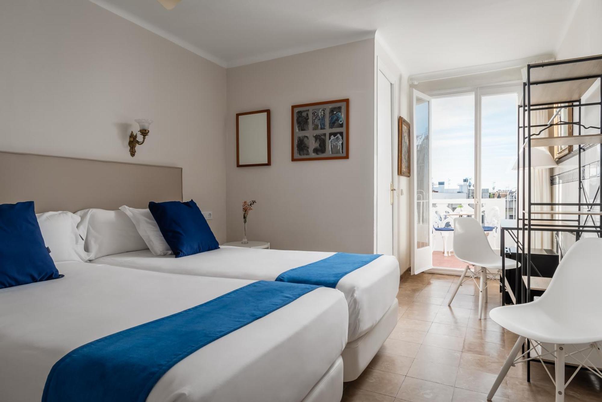 Medium Romantic Hotel 2*