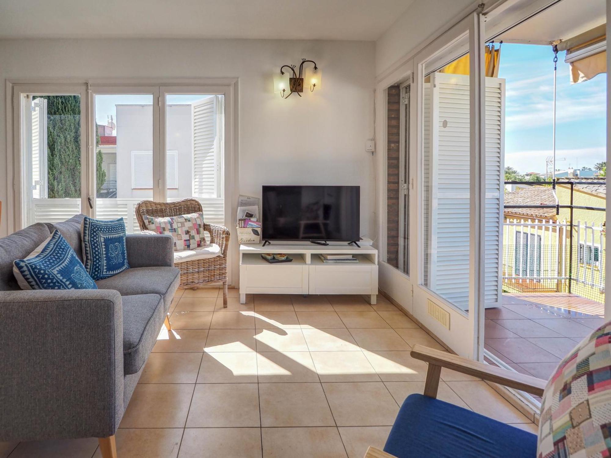 Arlene By Hello Homes Sitges