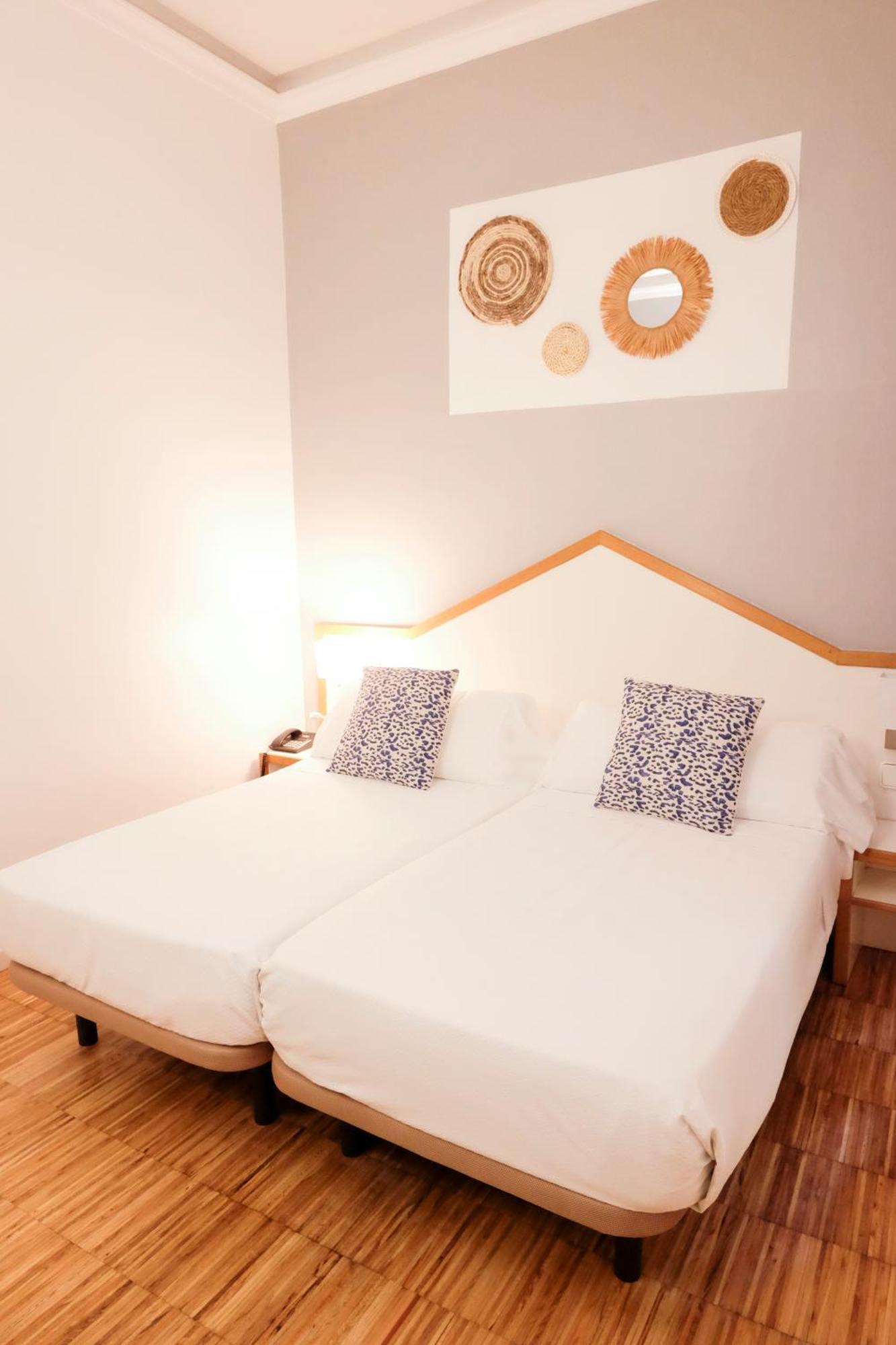 Subur Hotel 3*