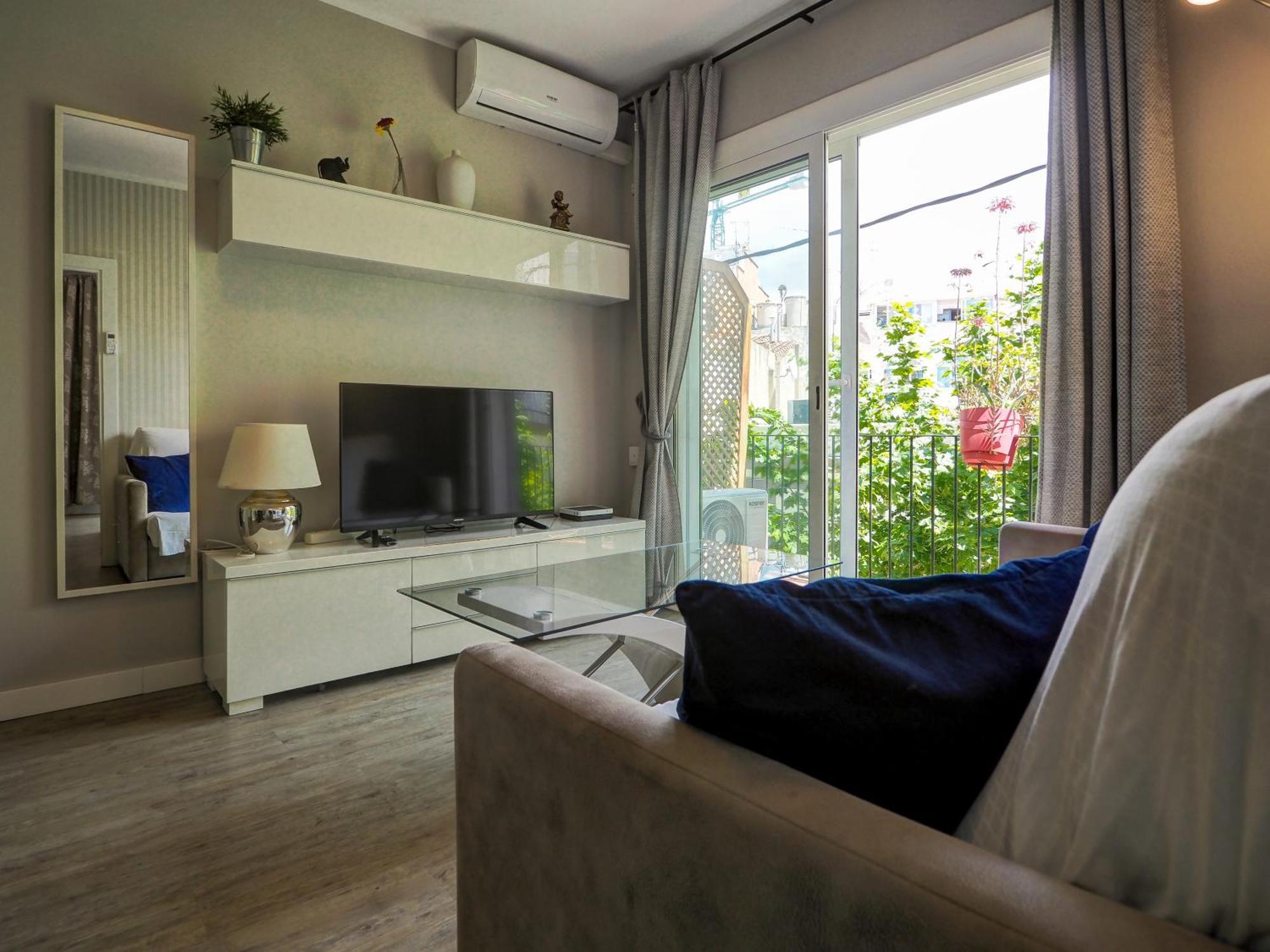 Pura Vida By Hello Homes Apartment
