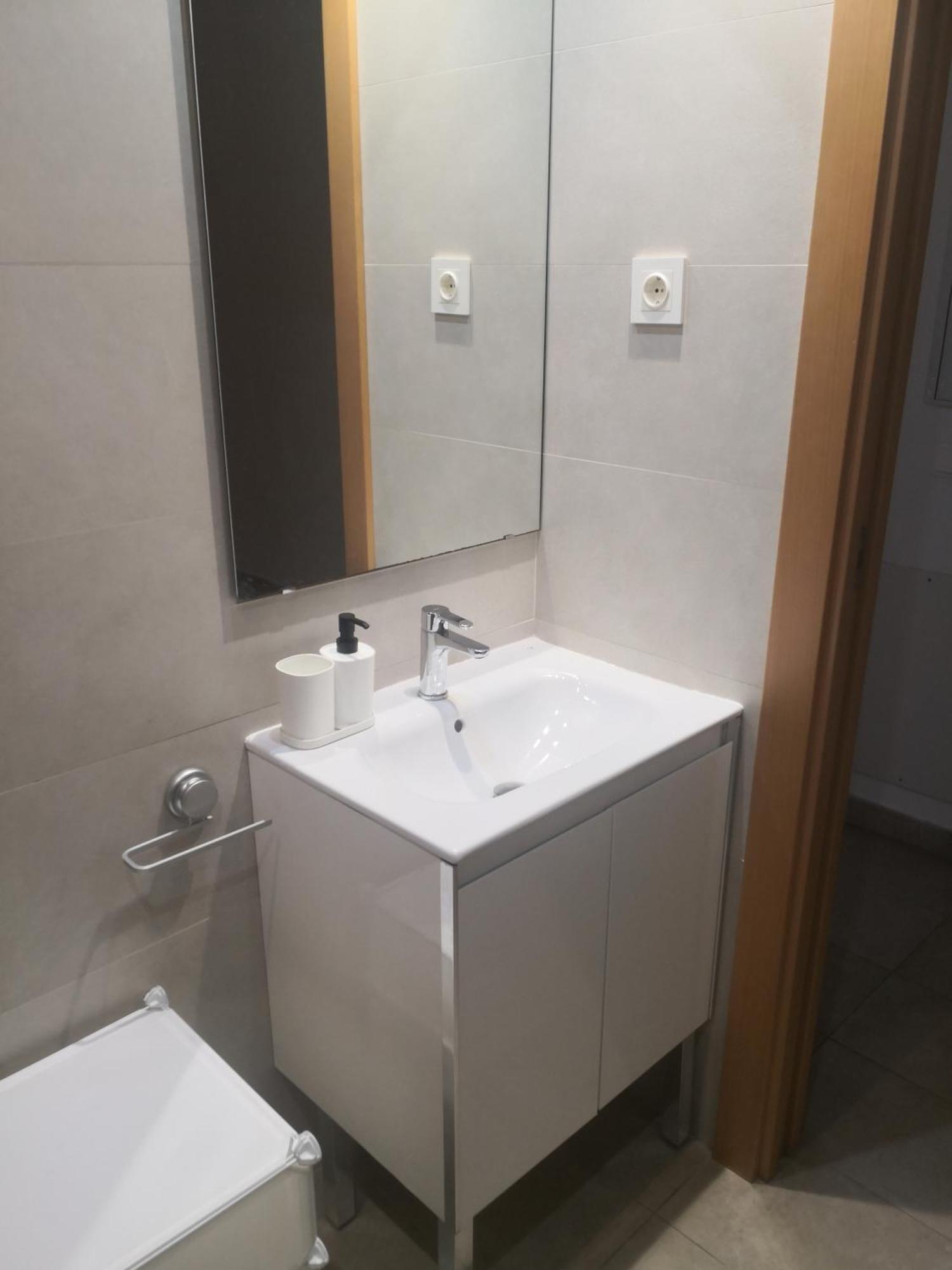 Acogedor En El Centro De Sitges, Al Lado De La Playa Apartamento