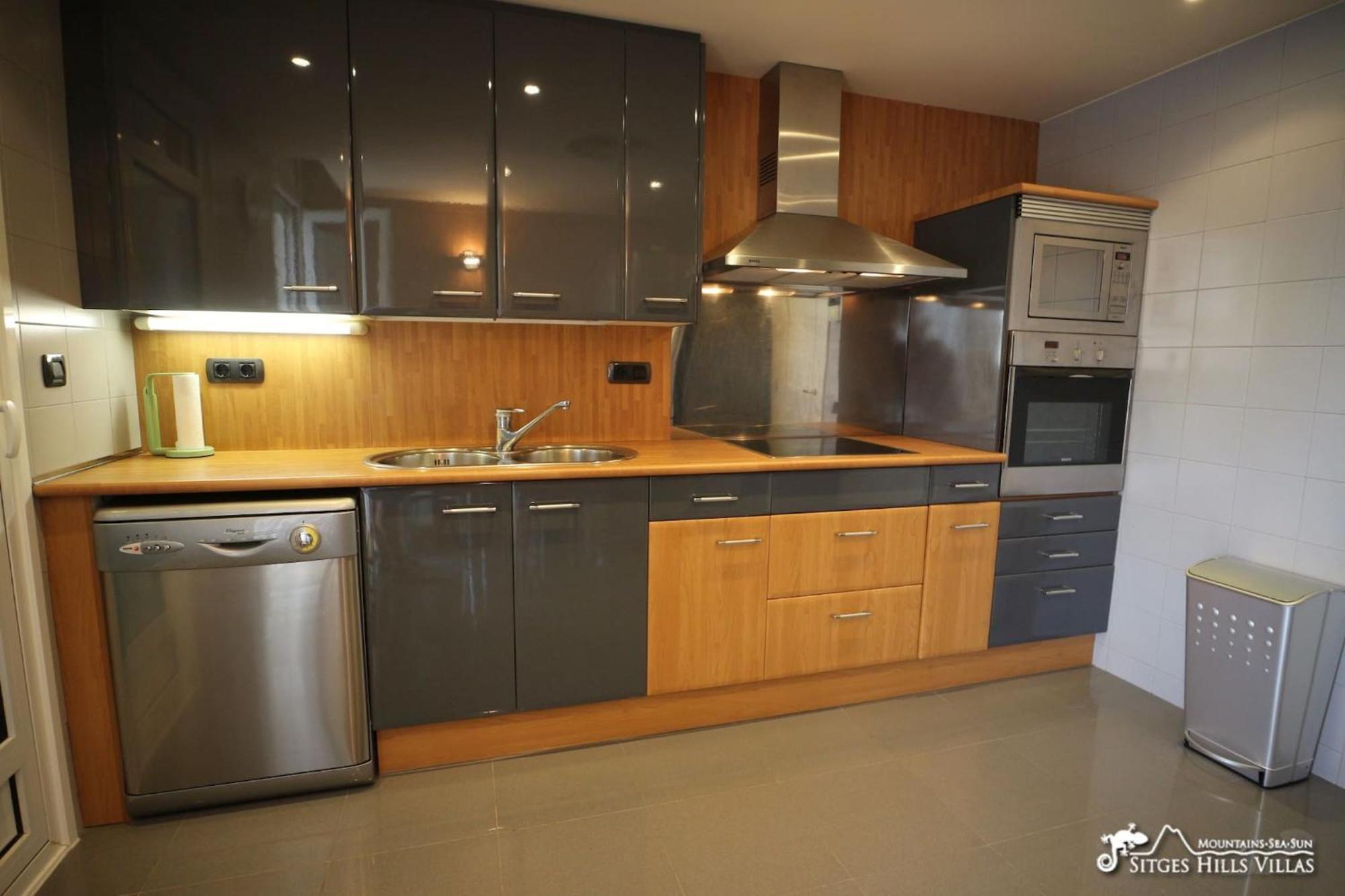 Apartment Parc Del Mar In Very Near