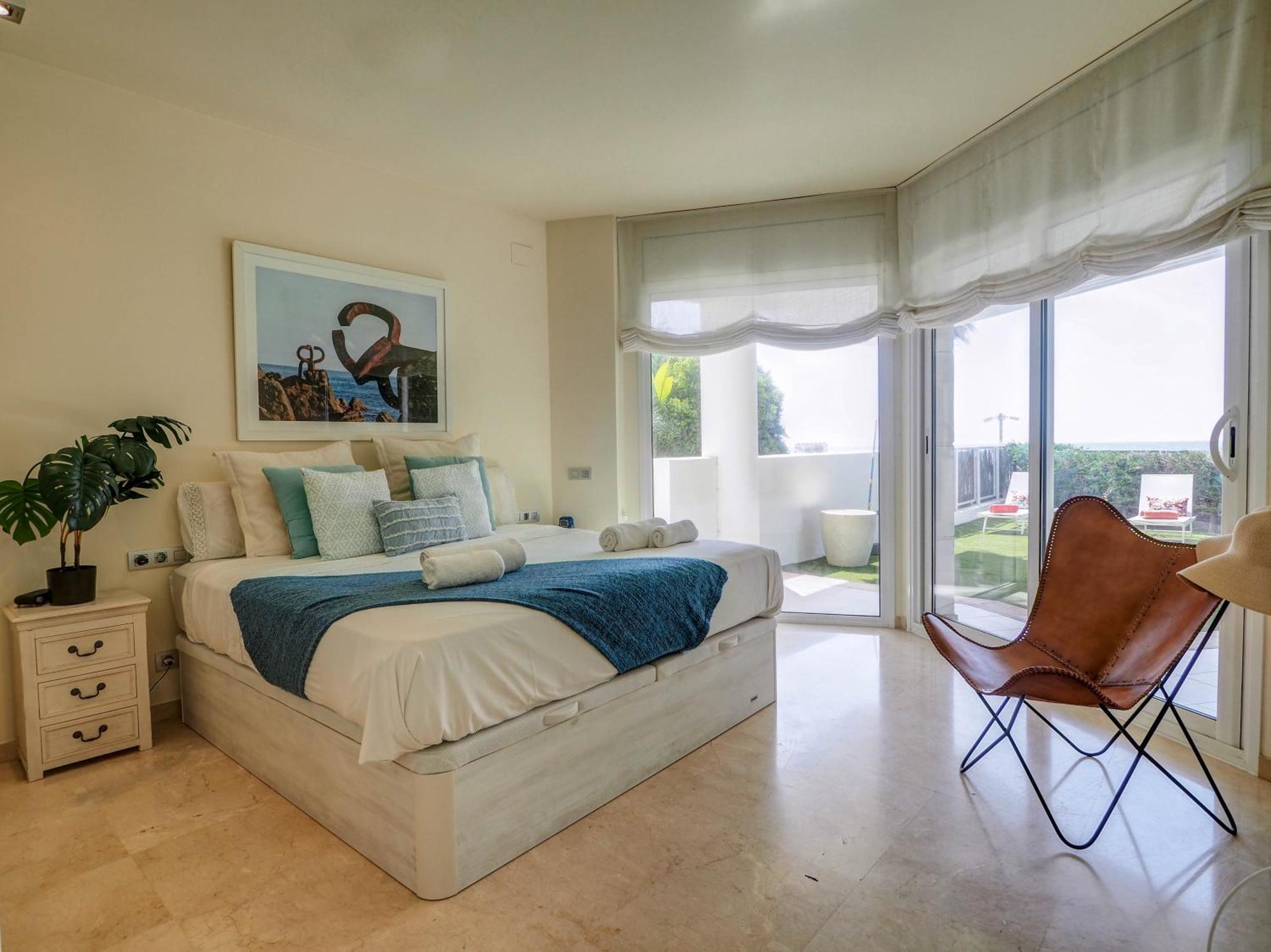 Apartment Luxury Seaview By Hello Homes *