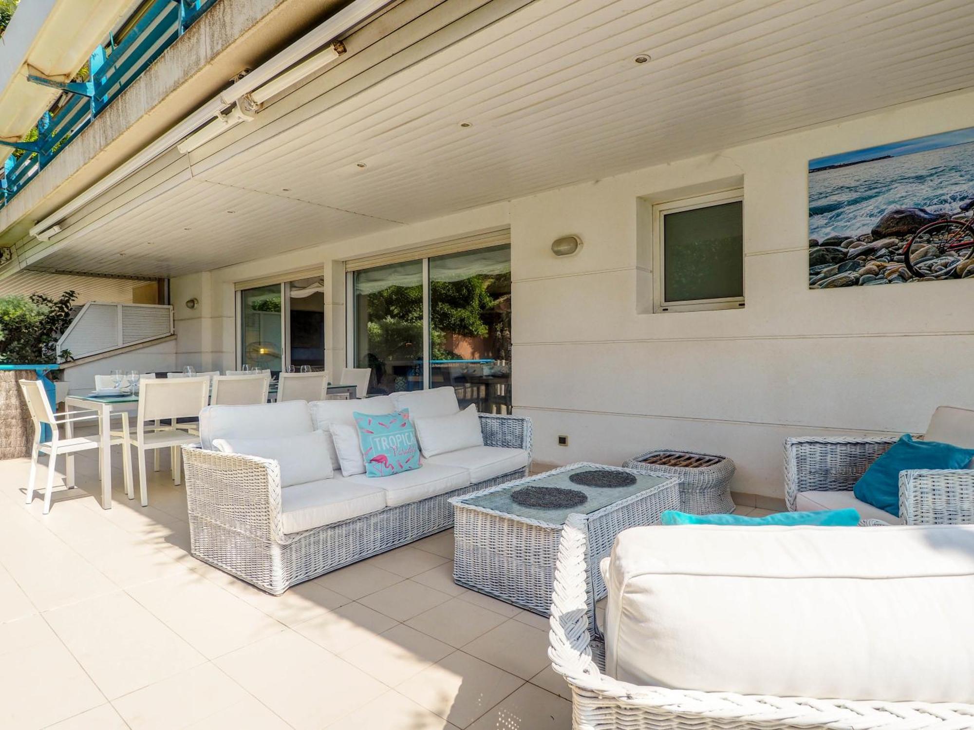 Luxury Seaview By Hello Homes Apartment