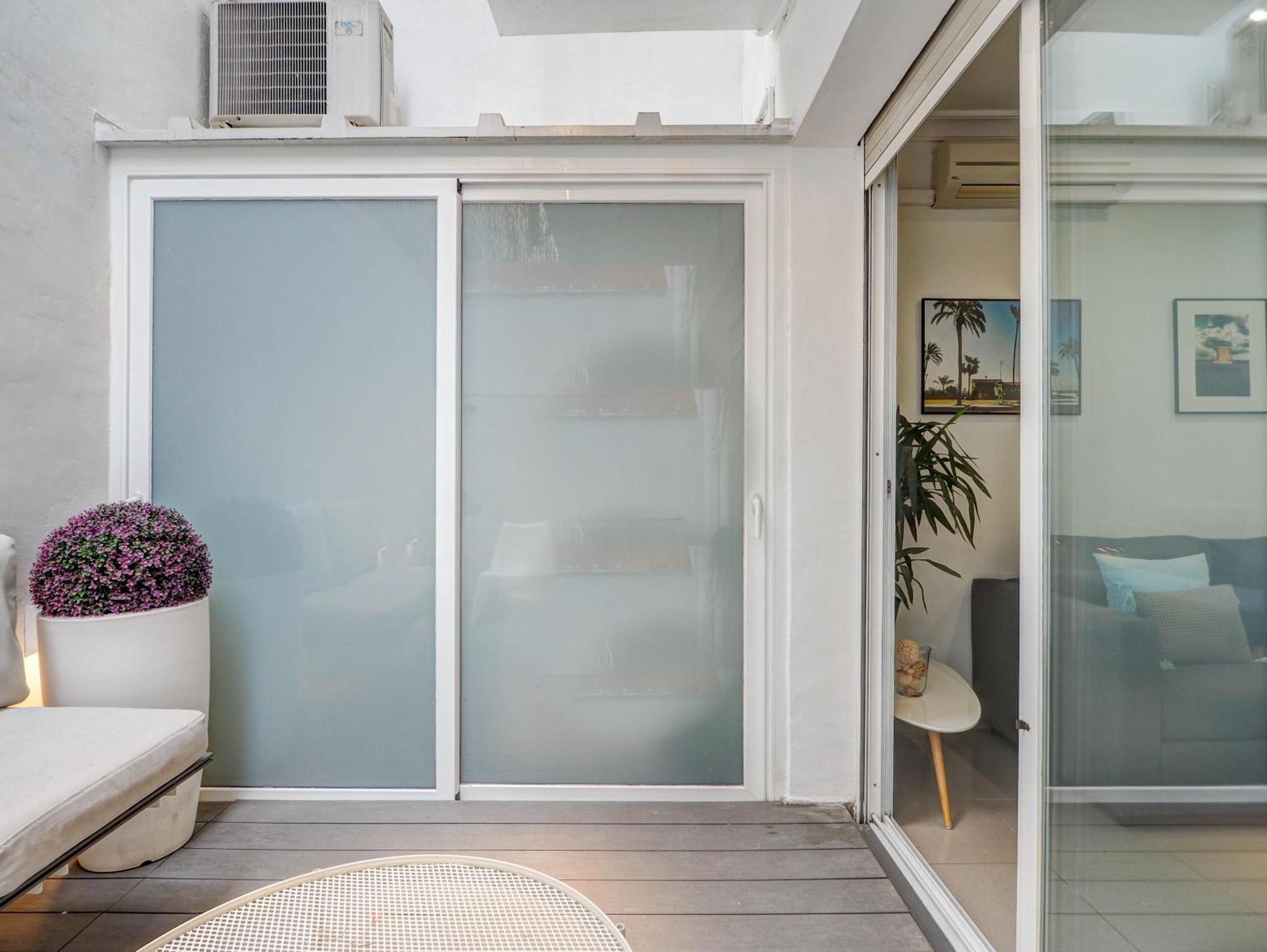 White Center By Hello Homes * Sitges
