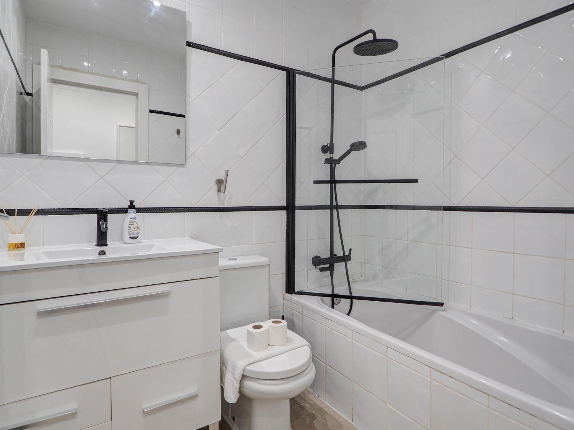 White Center By Hello Homes *
