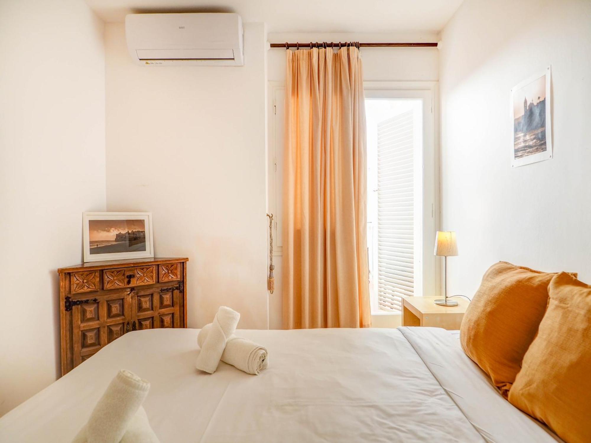 Gladiator By Hello Homes Apartment *