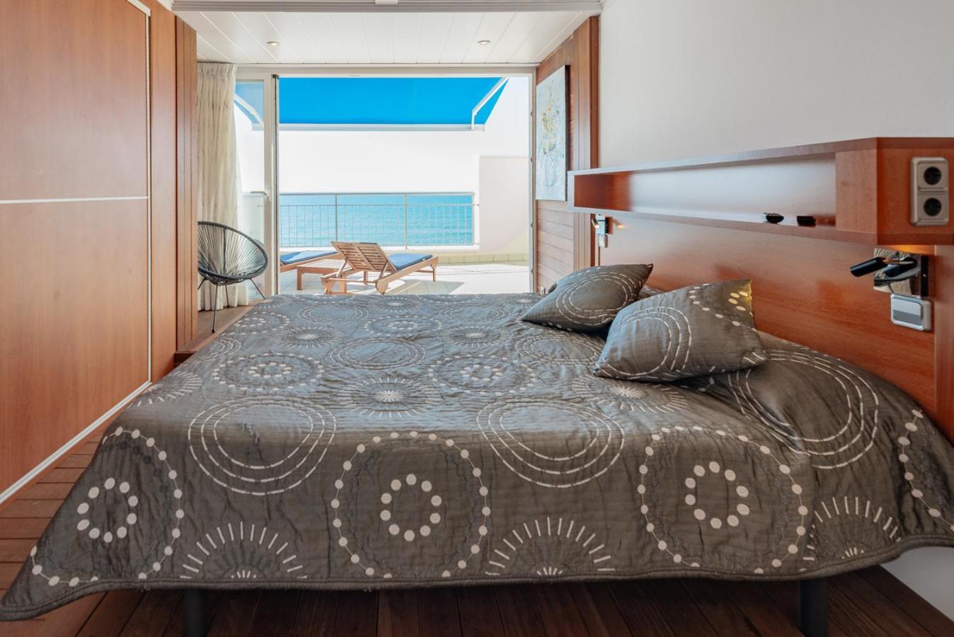 Apartment Insitges Sant Sebastia's *