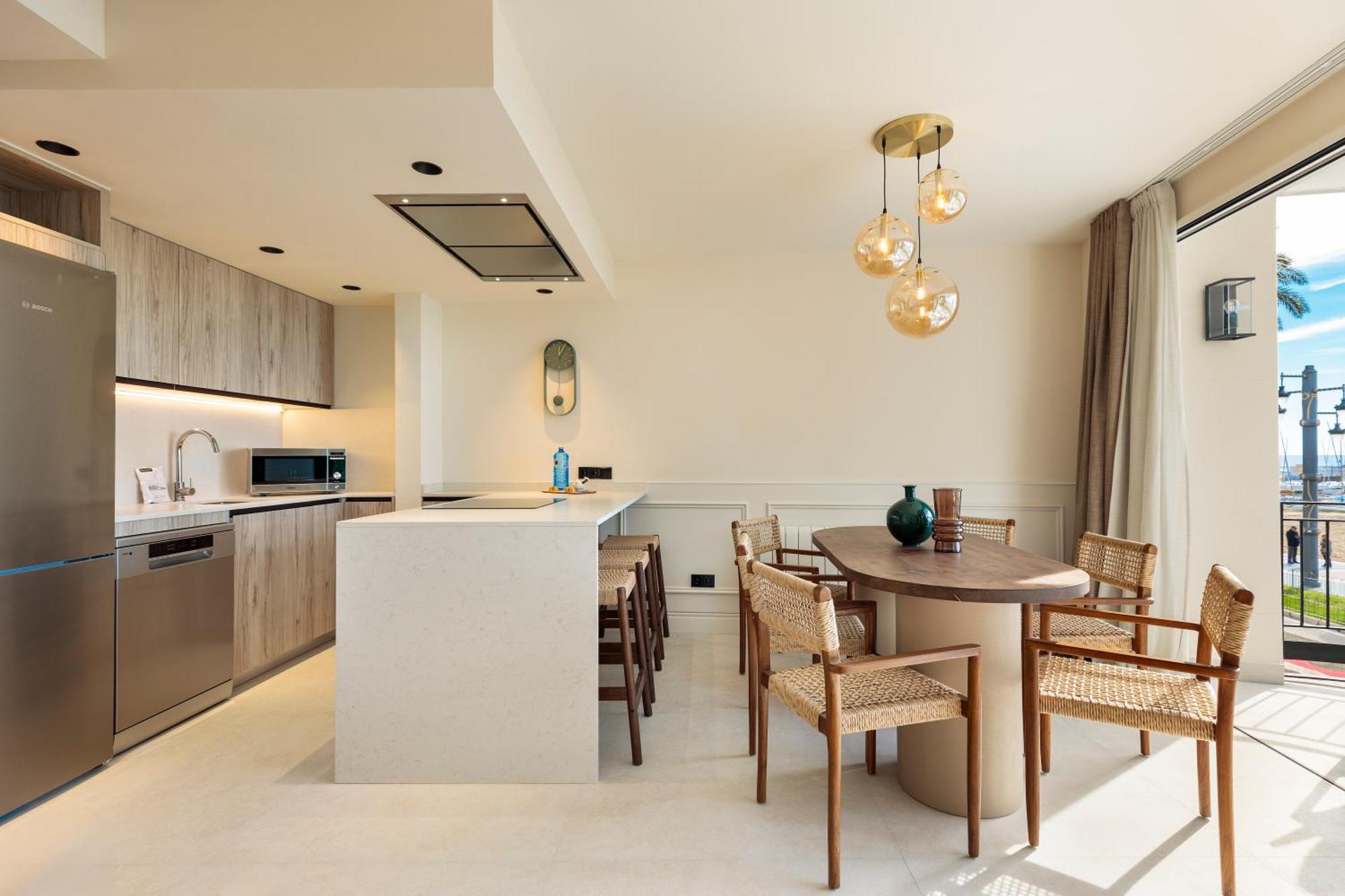 Group Ocean Apartment