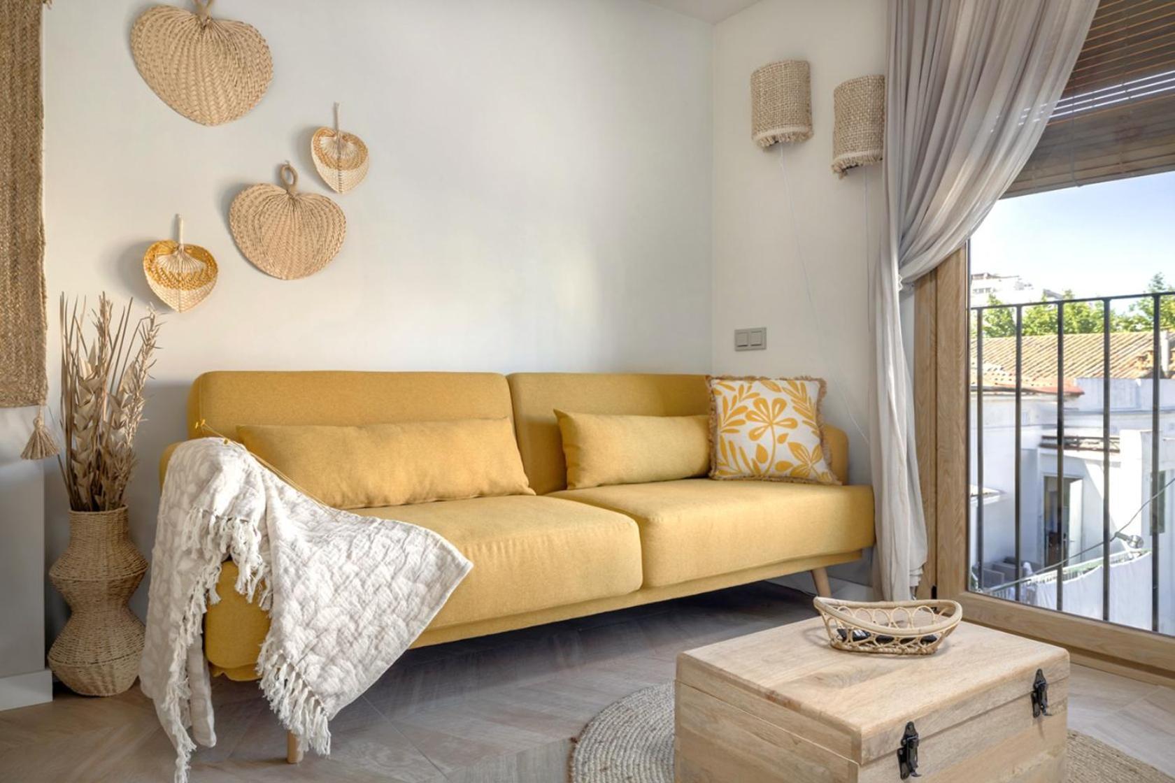 Montroig 5 Boutique *
