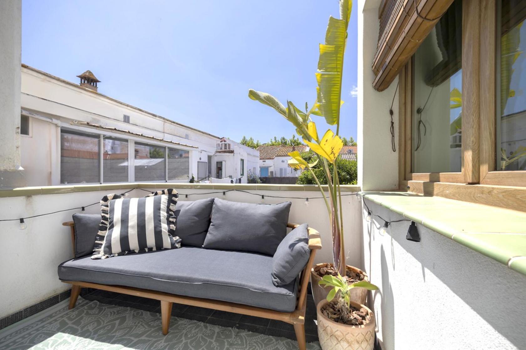 Montroig 5 Boutique Aparthotel *