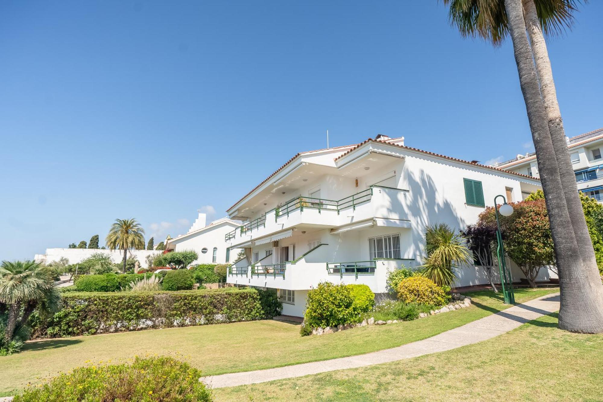 Frente Al Mar * Sitges