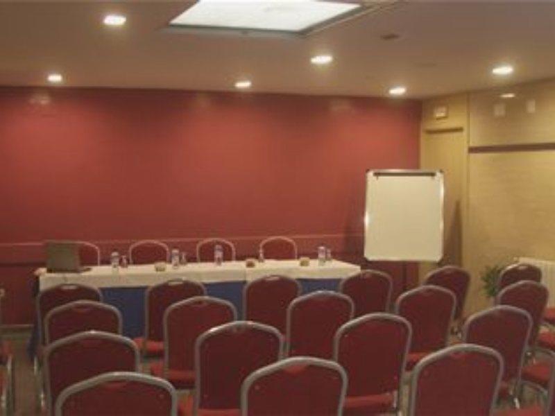 Piccadilly Hotel