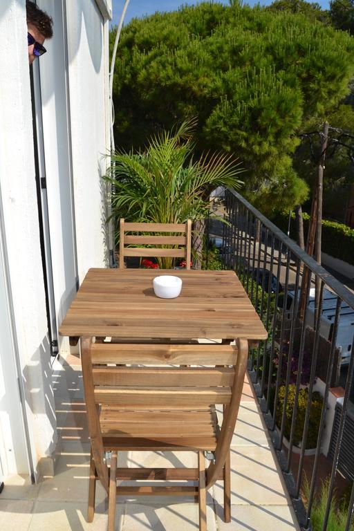 Studio Carrer De Valencia Apartment