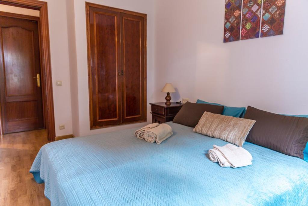 3 Bedroom With Private Garden On Location Centre