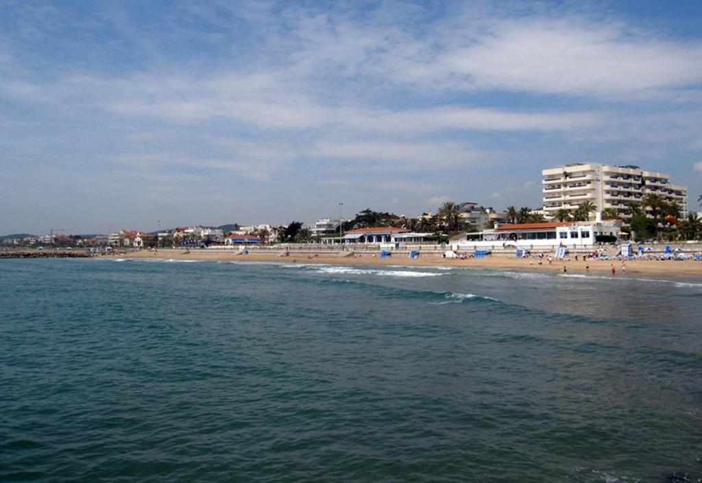 Aparthotel Mediterraneo 4*
