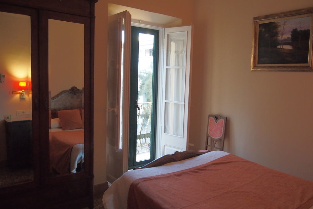 Noucentista Hotel