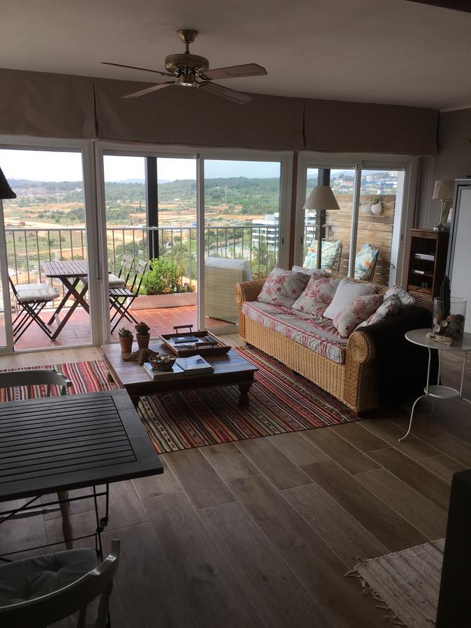 Sea Views Penthouse Apartment Sitges