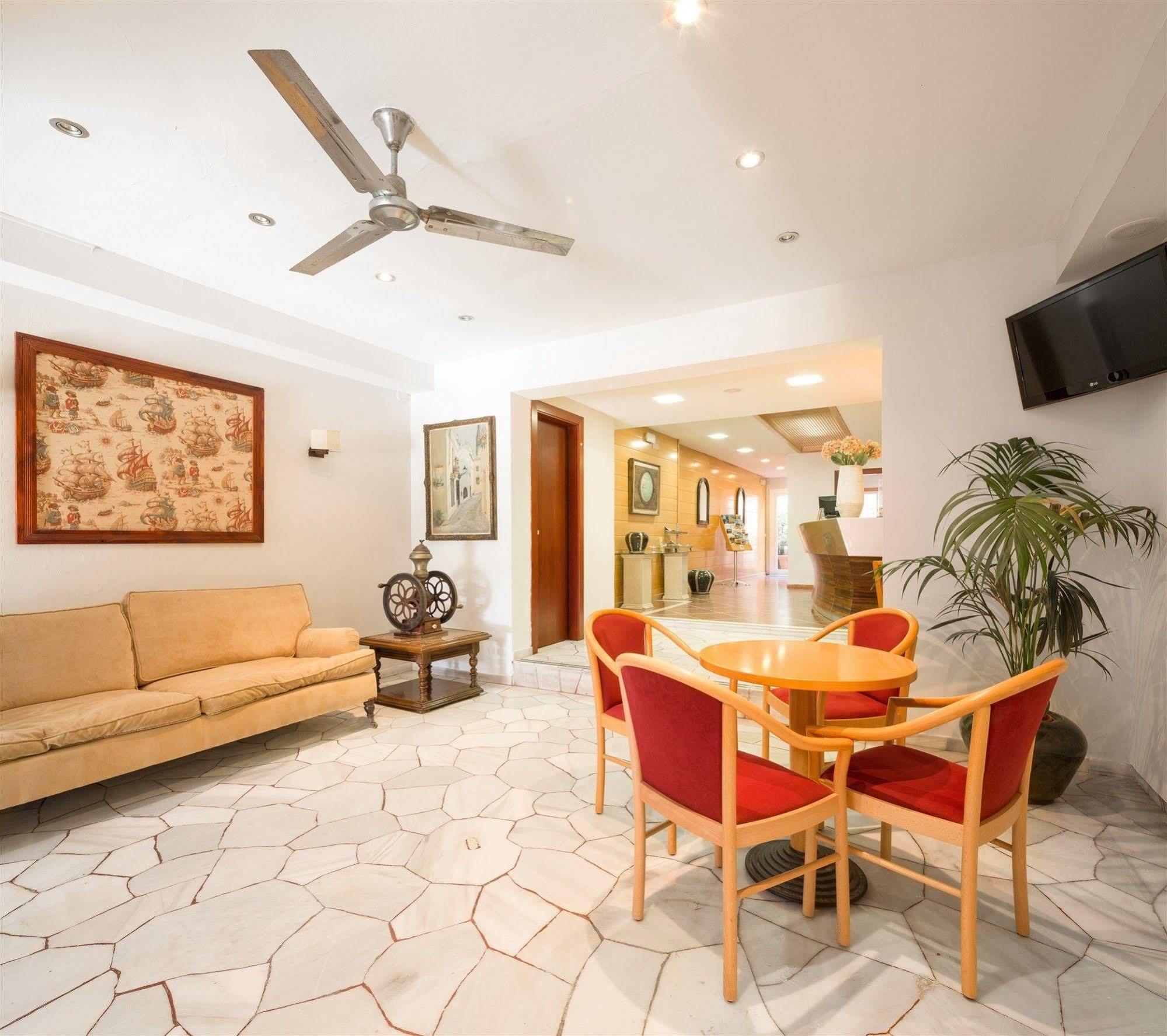 Hotel La Santa Maria 3*