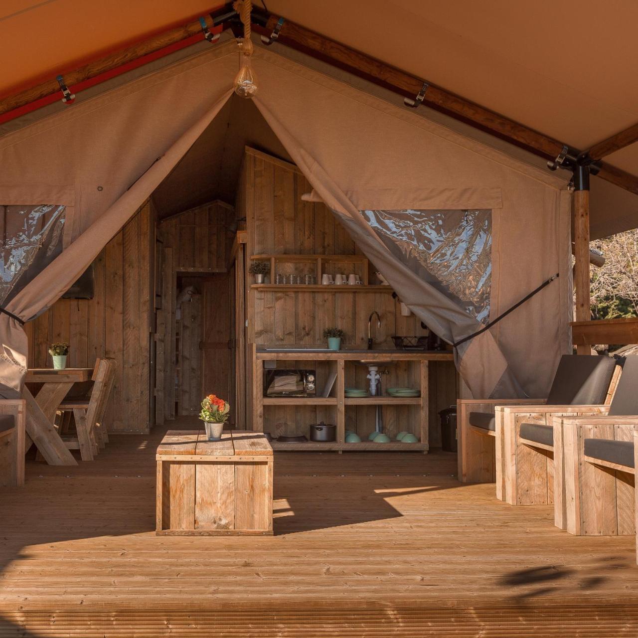 Camping El Garrofer 2*