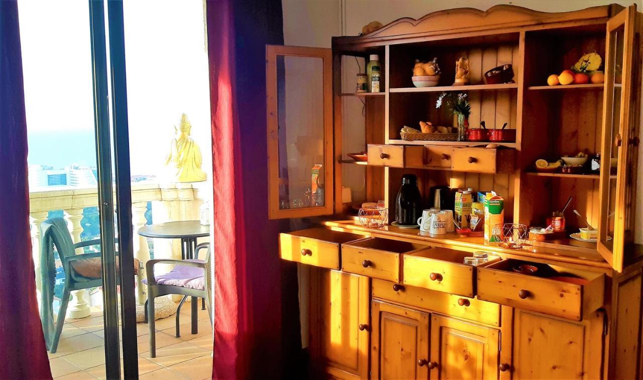 Ashram Sunshine Sitges