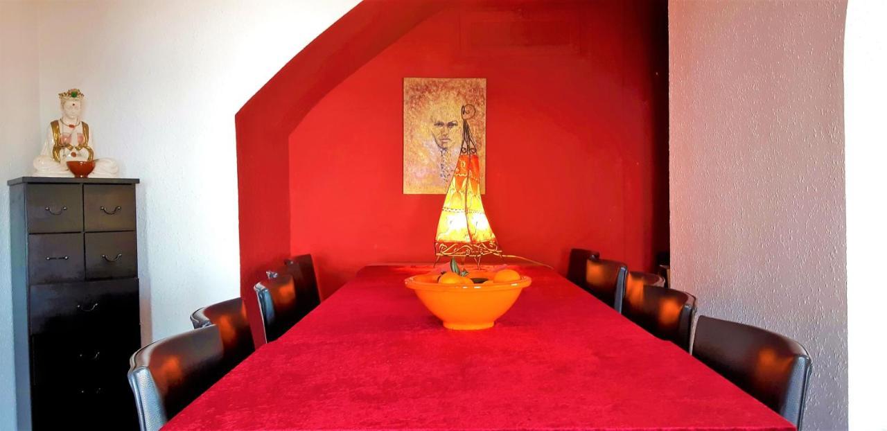 Ashram Sunshine Bed & Breakfast