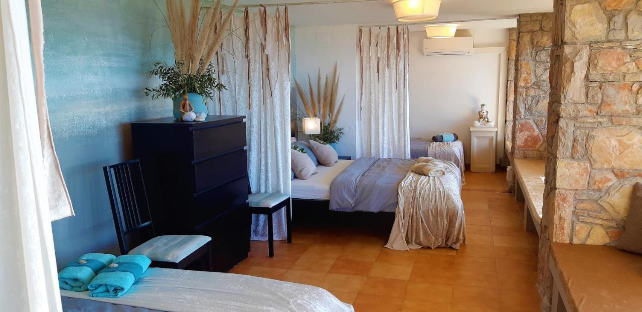 Ashram Sunshine Sitges