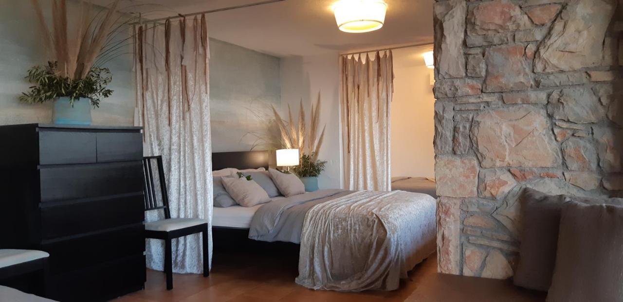 Ashram Sunshine Sitges