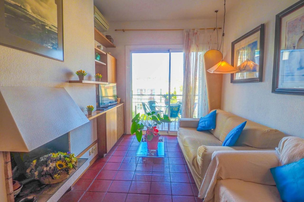 Apartment Aquamarine Terrace By Hello Homes Sitges