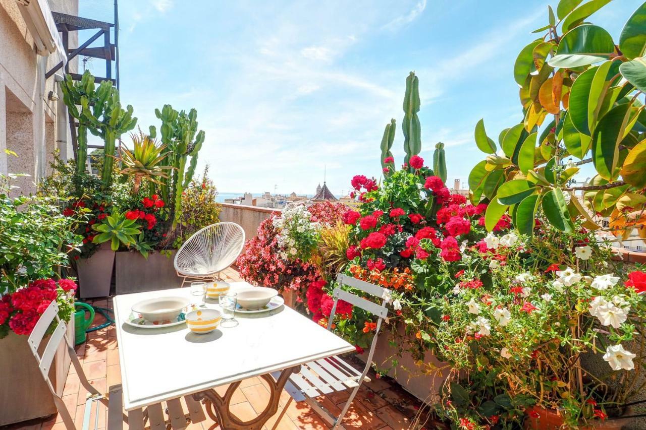 Secret Garden By Hello Homes Apartment