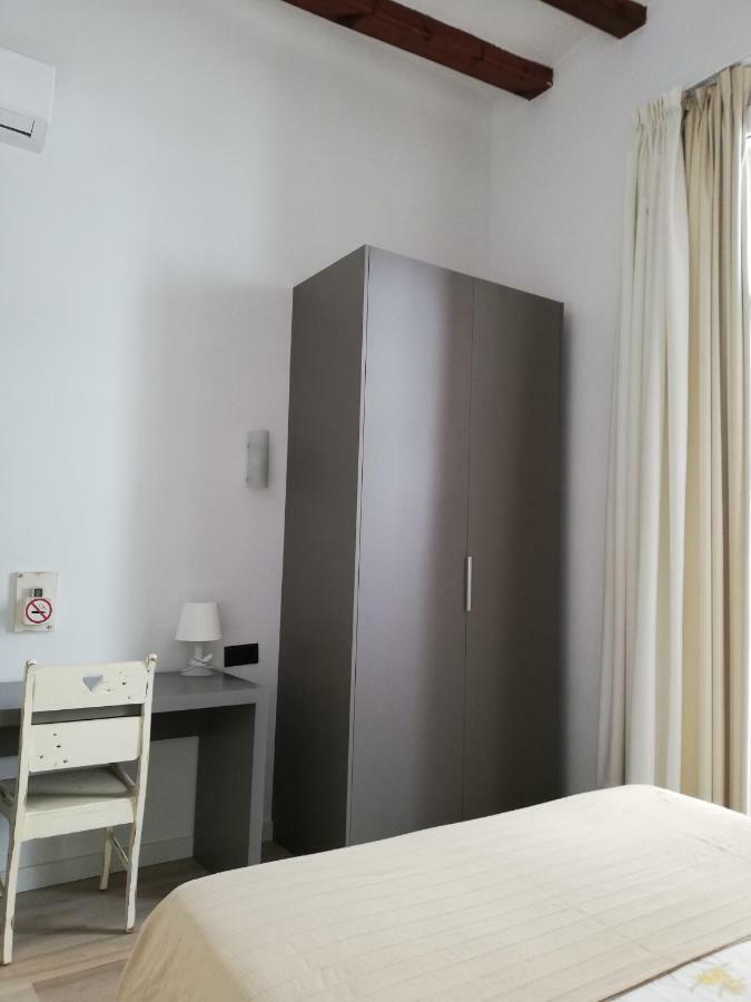 Guest house Parellades *