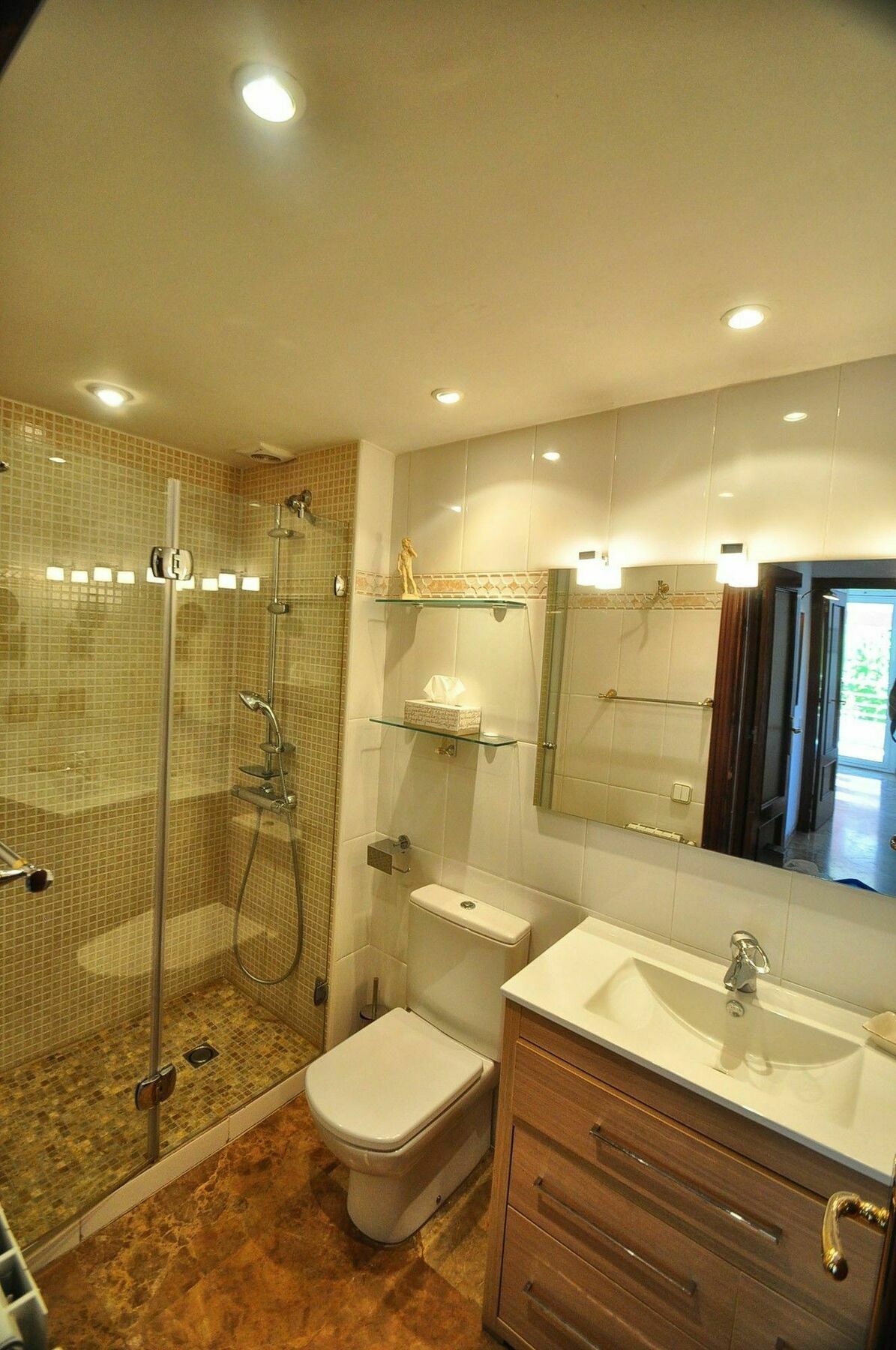 2br Center And Swimming Pool Apartment *