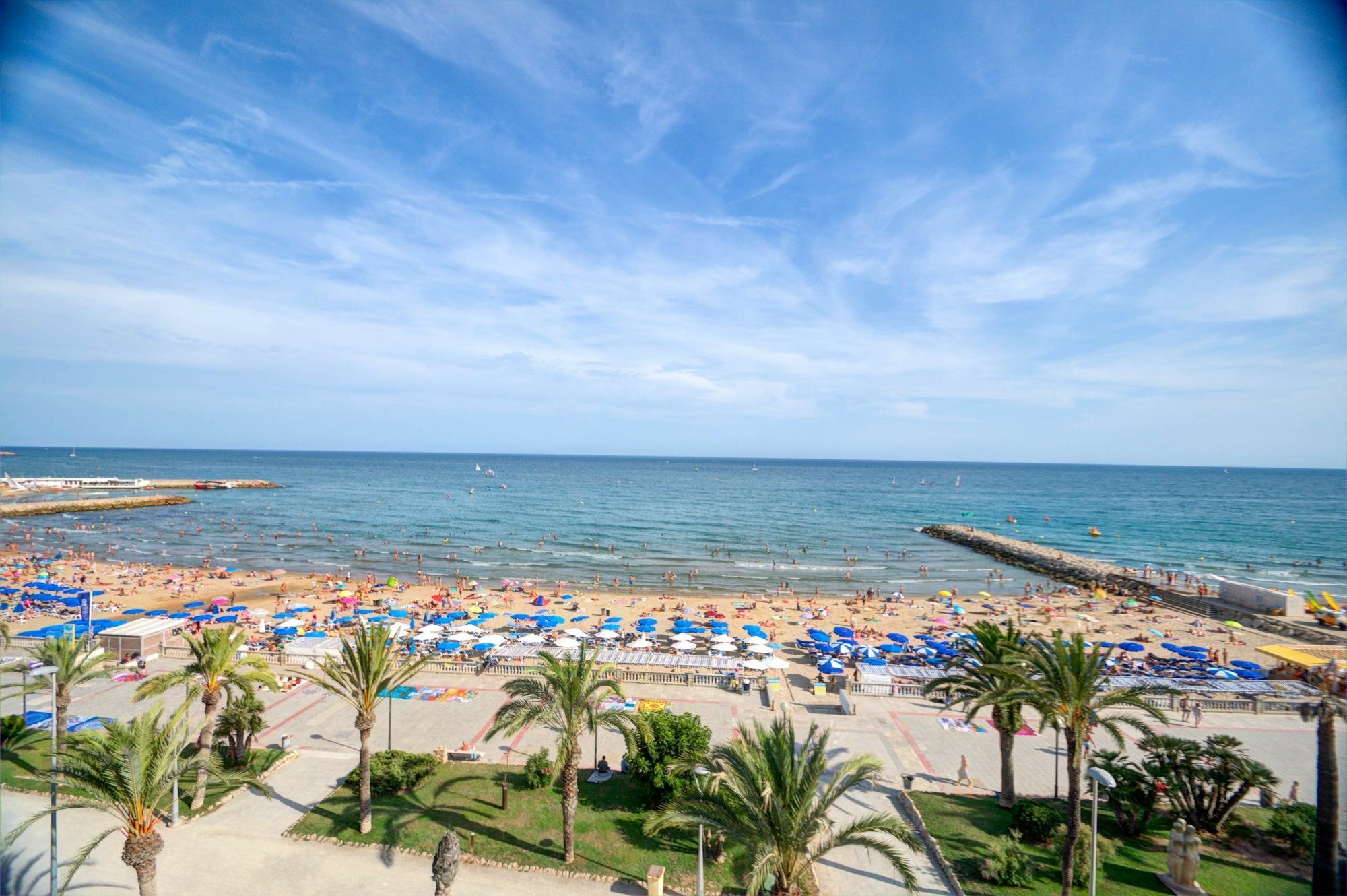 Blue Sea Front By Hello Homes Appartement *