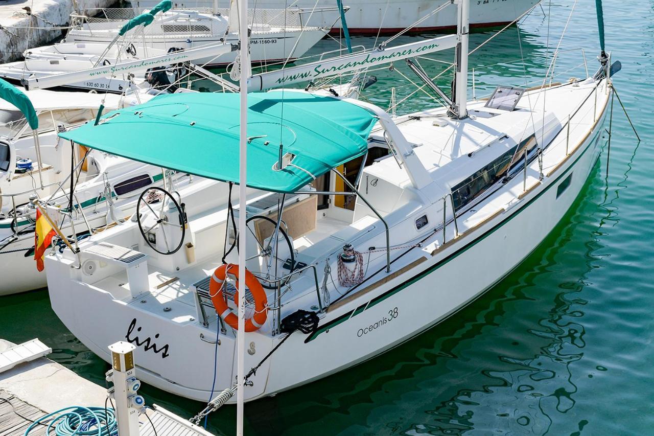 Oceanis 38 *