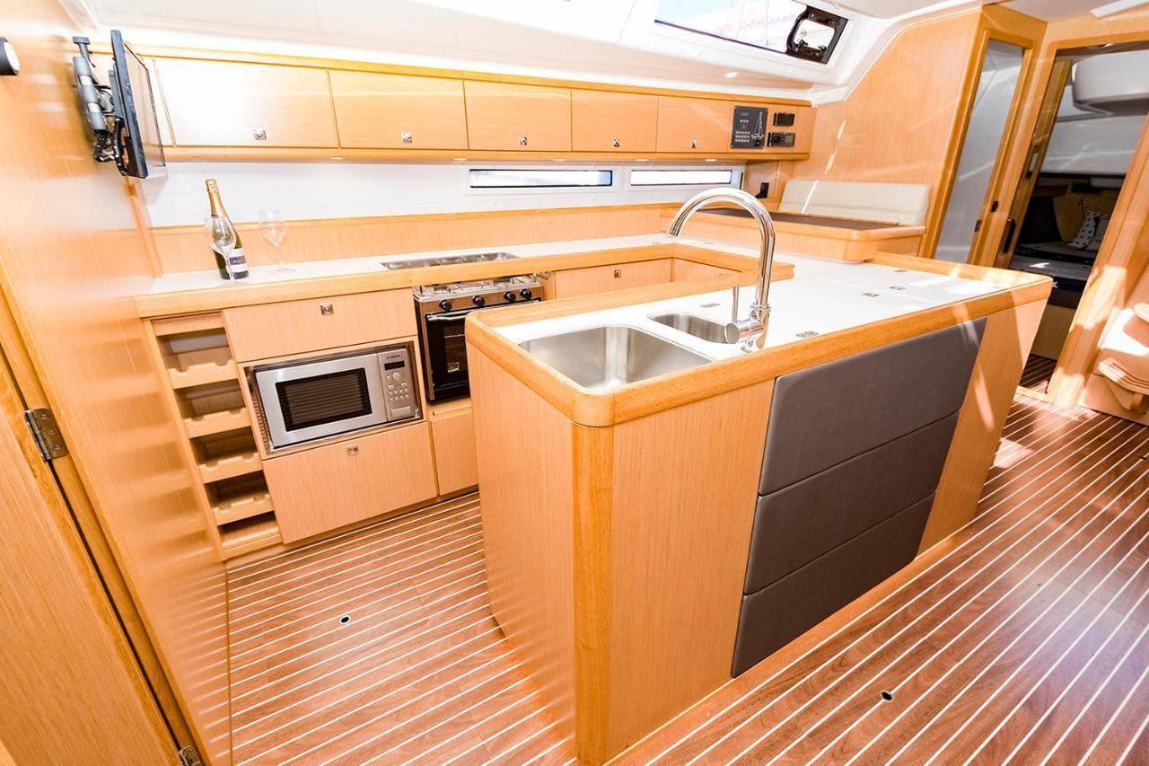 Bavaria 56 / Velero Botel Sitges