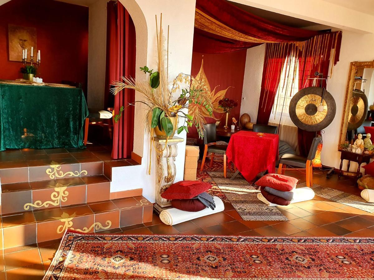 Bed & Breakfast Ashram Sunshine *