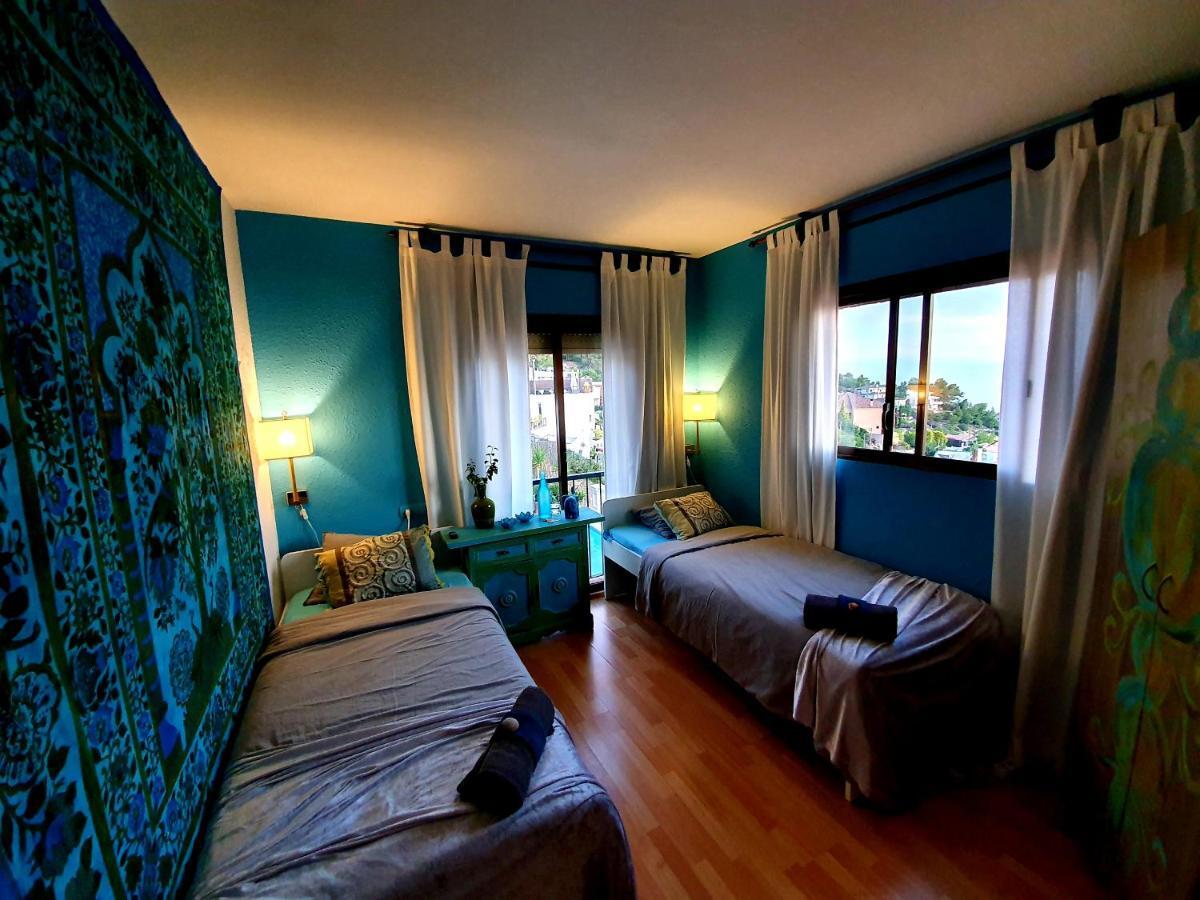 Ashram Sunshine * Sitges