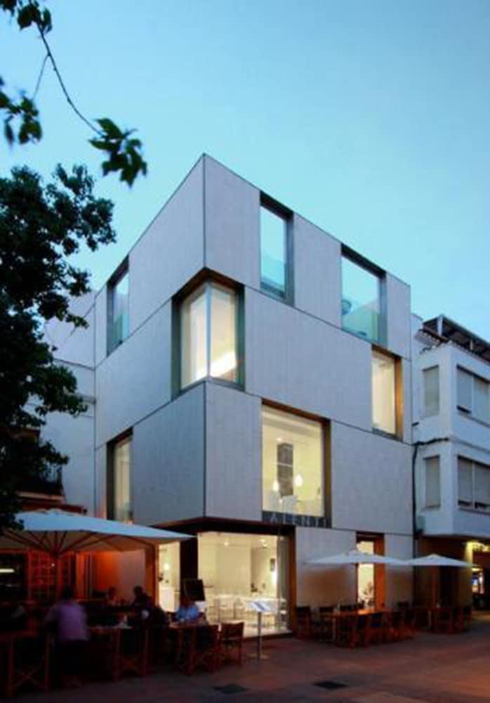 Alenti Hotel&restaurant 4*