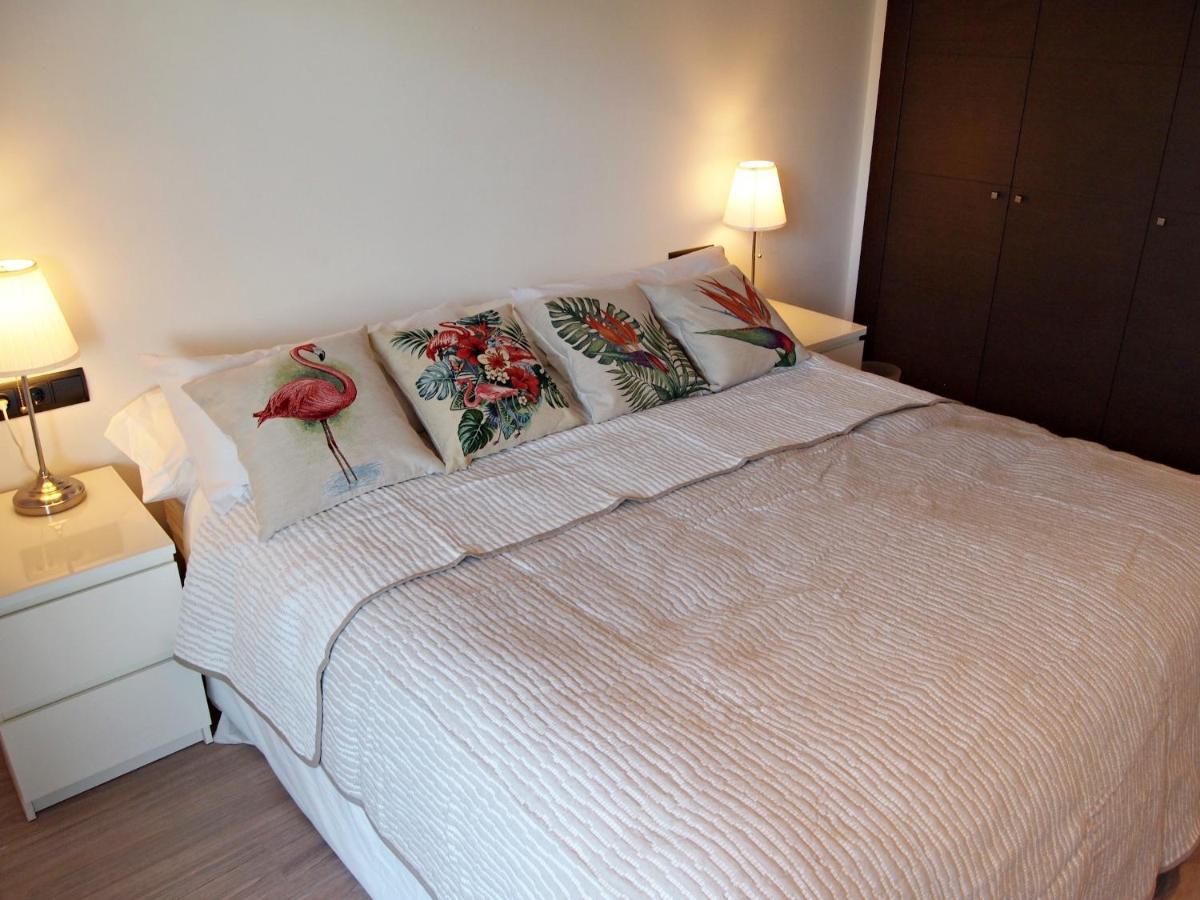 Port Apartment *