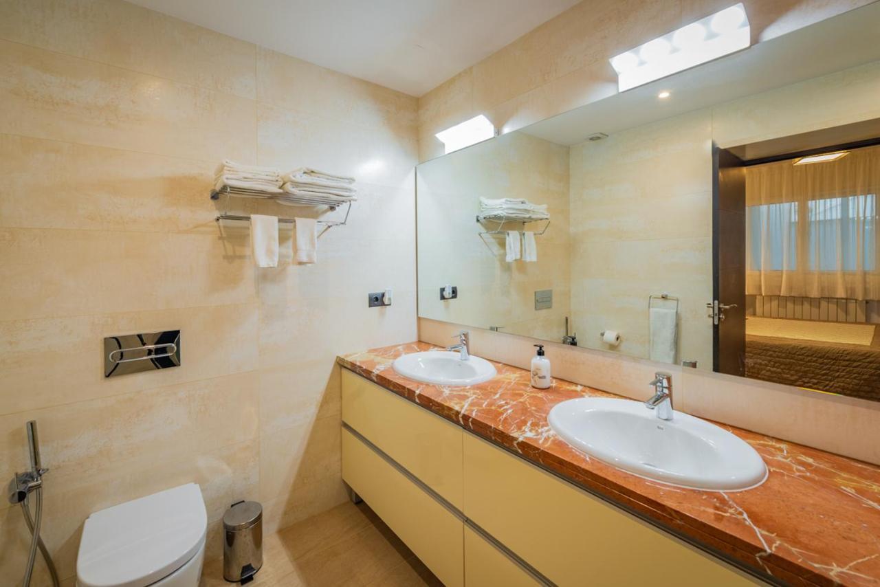 Insitges Center * Sitges