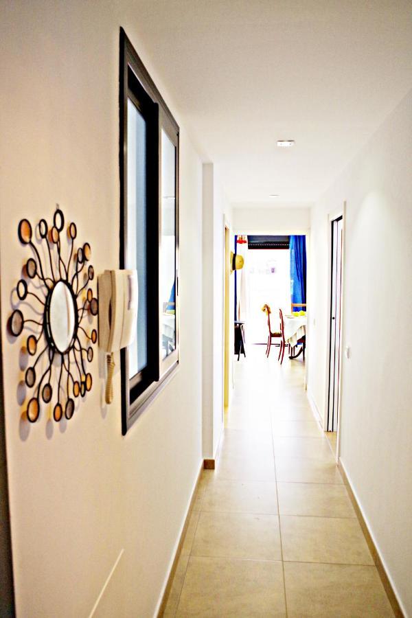 Inass * Sitges