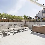 Sitges Spaces Mediterranean Apartments 5 Bedrooms, 4 Bathrooms, 75M2 Terrace, Centre Sitges- Sleeps 11