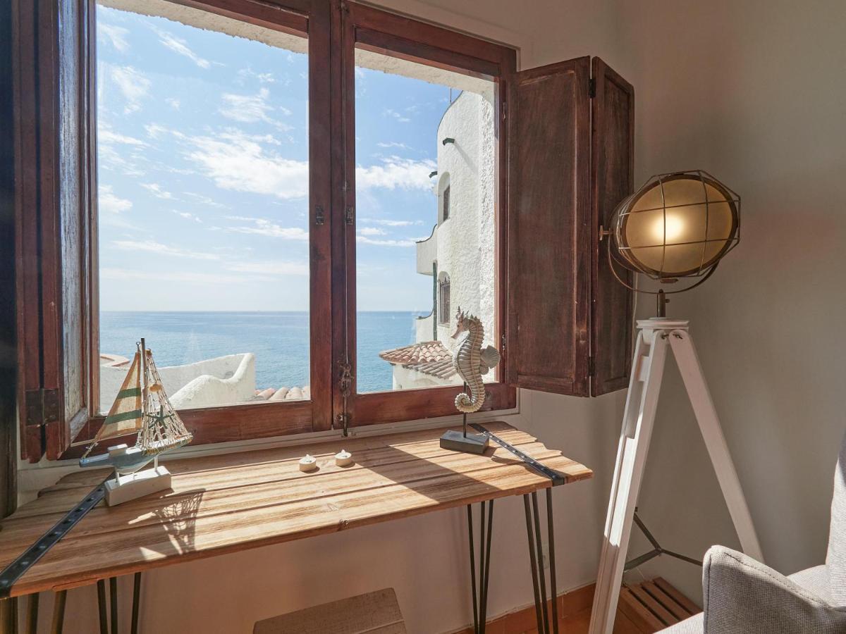 Azur Window Apartment Sitges