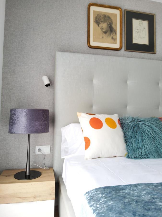 Atico Esquinero Muy Soleado Con La Terraza De 50 M2 * Sitges