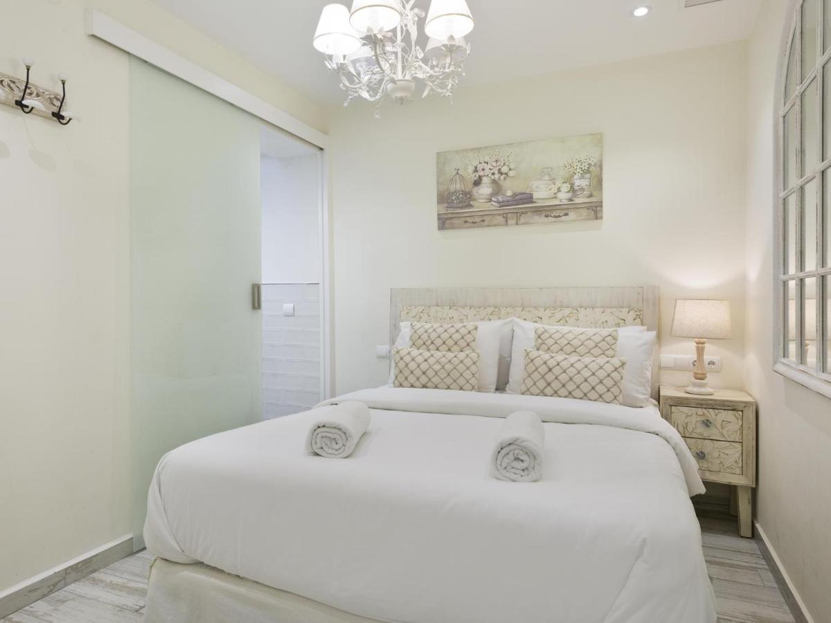 Spaces: Mediterranean Beachfront With Spacious Terrace * Sitges